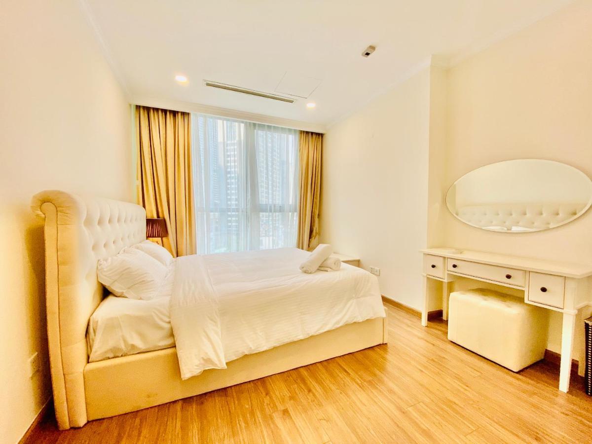 Vinhomes Landmark 81 - Luxstay Condotel Ho Chi Minh City Exterior photo