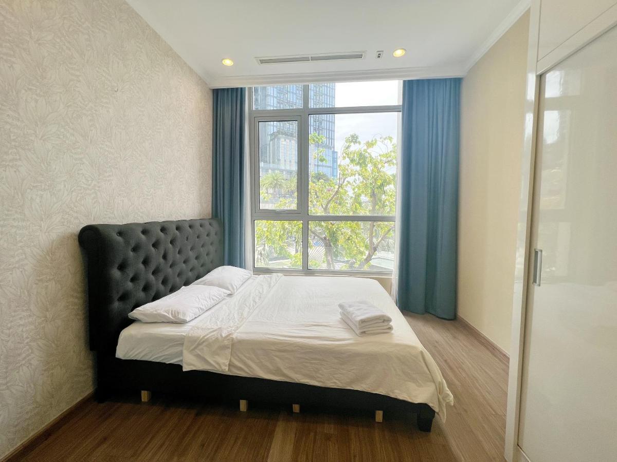 Vinhomes Landmark 81 - Luxstay Condotel Ho Chi Minh City Exterior photo